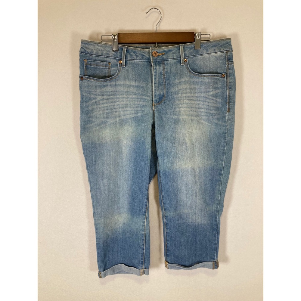 Casual Faded Glory Womens 14 Blue Denim Mid Rise Cuffed Stretch Capri Jeans